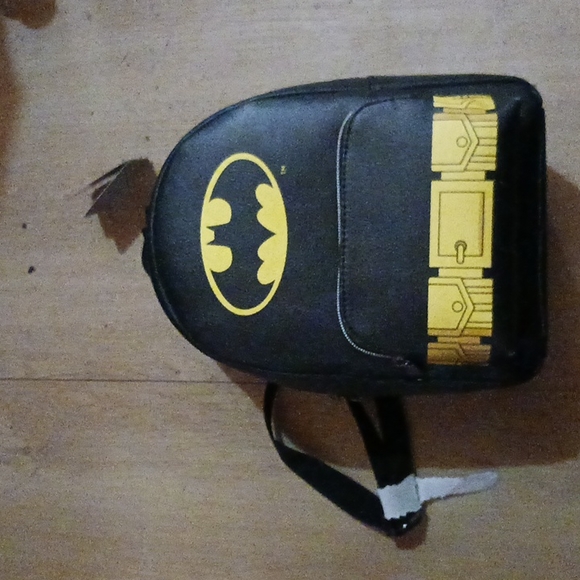 Batman Mini Backpack Black/Faux Leather Target Exclusive Michael Keaton - Picture 5 of 9